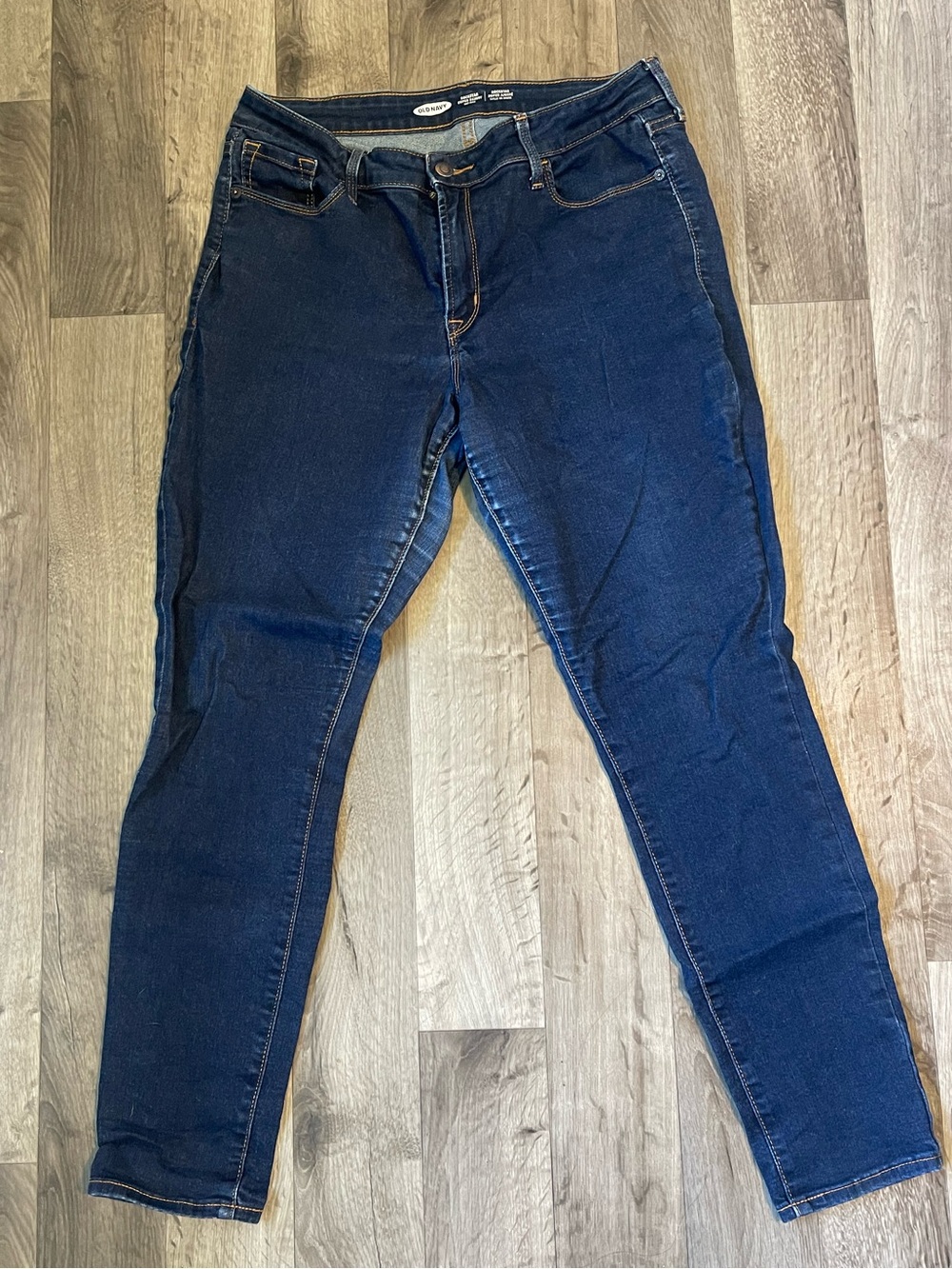 Old Navy Rockstar Super Skinny Mid-Rise Jeans size 10